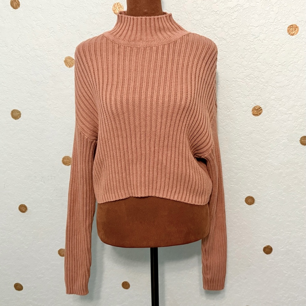 PacSun LA Hearts taupe cropped sweater sz small